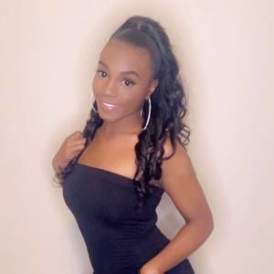 Meet your Posher, Crystal